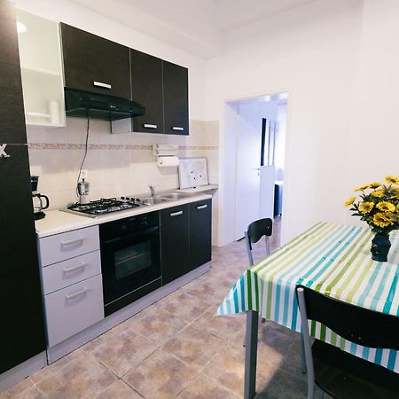 Street View Apartments Sibiu Ngoại thất bức ảnh